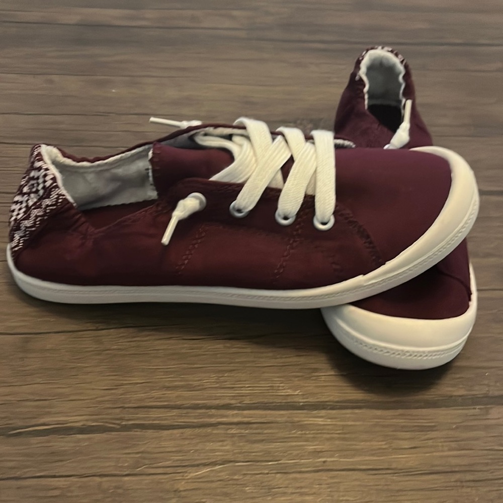 Women’s shoes